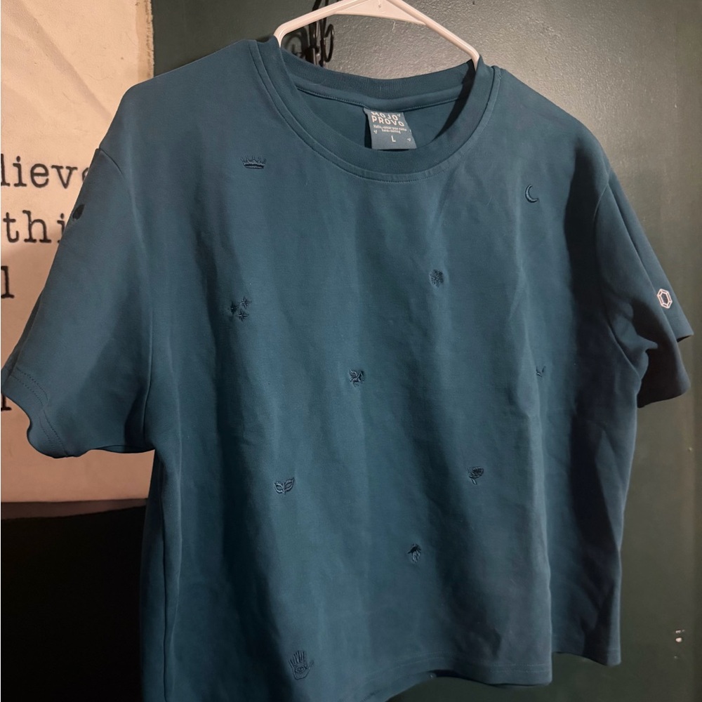ACOTAR - mojo provo charms Teal Crop Top - size L